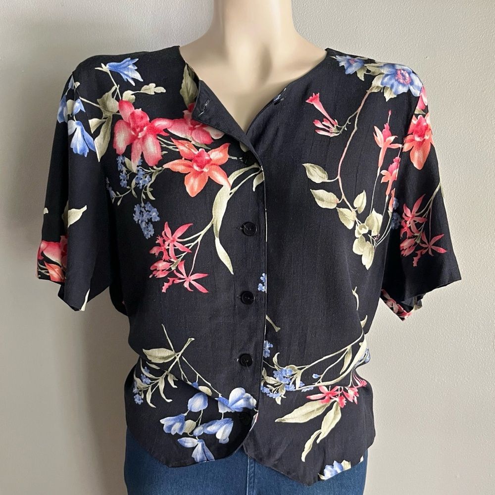 Vintage 90s Black Floral Button Front Blouse Boxy Cottage Feminine Top